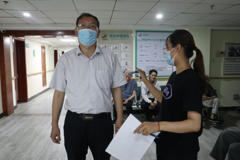 以评促建、以评促改   ——泰安市卫生健康委到我院检查指导老年友善医疗机构创建工作