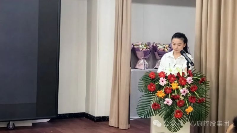 致敬护士节，天辰娱乐ta力量----天辰娱乐控股集团隆重召开5·12国际护士节庆祝暨表彰大会
